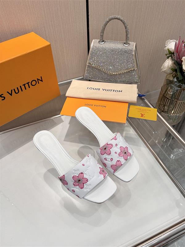 2025112818453551 280